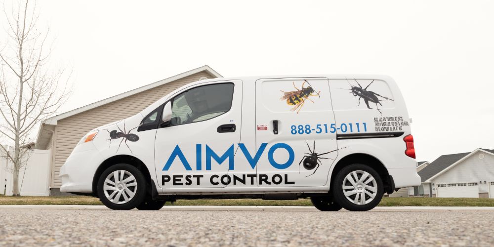 AIMVO pest control truck