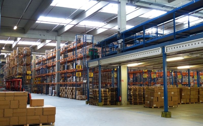 Wearhouse - Commercial Building